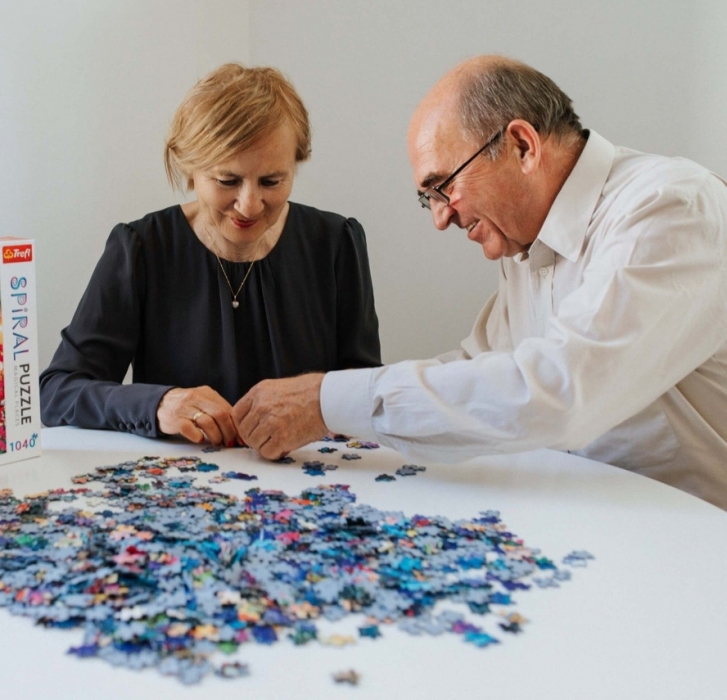 SPIRÁLOVÉ PUZZLE ZODIAC ZNAMENÍ ZVĚROKRUHU 1040 DÍLKŮ