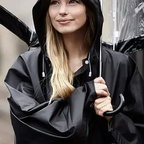 TRIZAND UNIVERZÁLNÍ ČERNÁ PLÁŠTĚNKA
