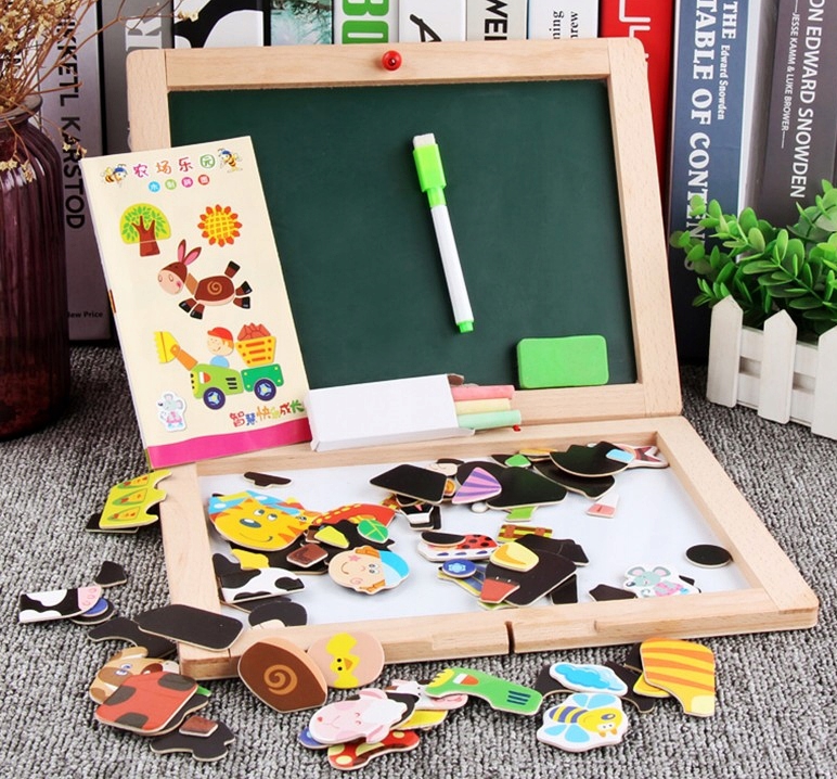WOODEN TOYS VZDĚLÁVACÍ MAGNETICKÁ OBOUSTRANNÁ DESKA FARMA S PŘÍSLUŠENSTVÍM