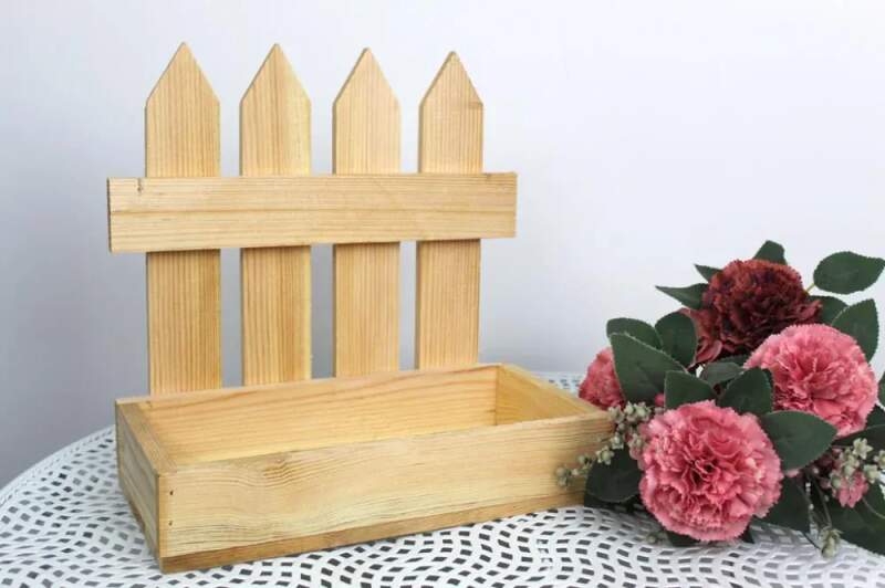 DEKORATIVNÍ DŘEVĚNÁ KRABIČKA PŘÍRODNÍ 29 CM