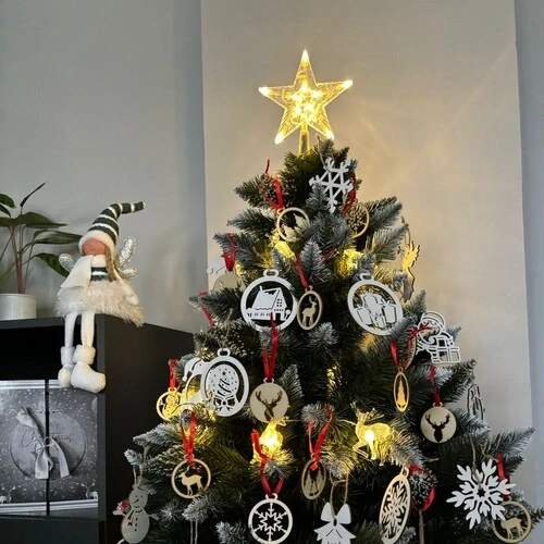 Ruhhy svítící vánoční LED hvězda na stromeček 20cm