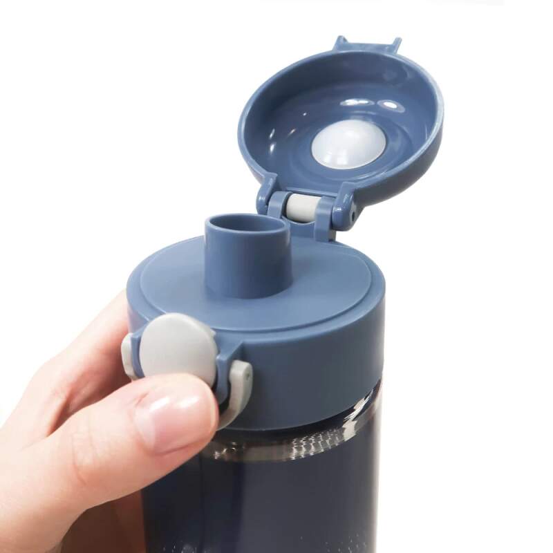 Backup láhev na pití 600 ml modrá