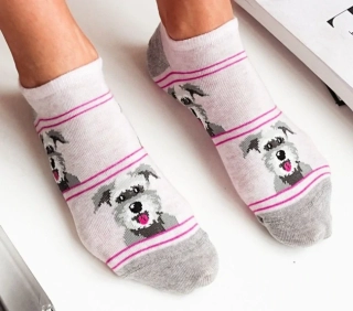 Dámské kotníčkové ponožky pes knírač růžové